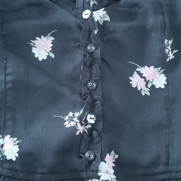 Abercrombie and Fitch Printed Crop Cami - small - Picture 6 of 6